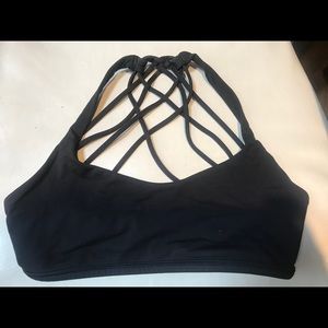 Free to be wild-lululemon- size 6